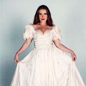 Medium vintage gown champagne color